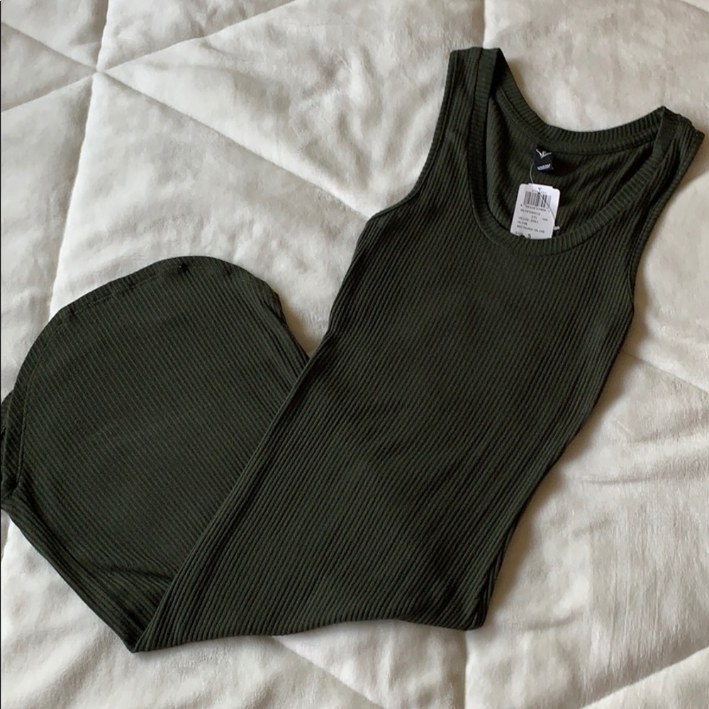 Stretchy ribbed dress